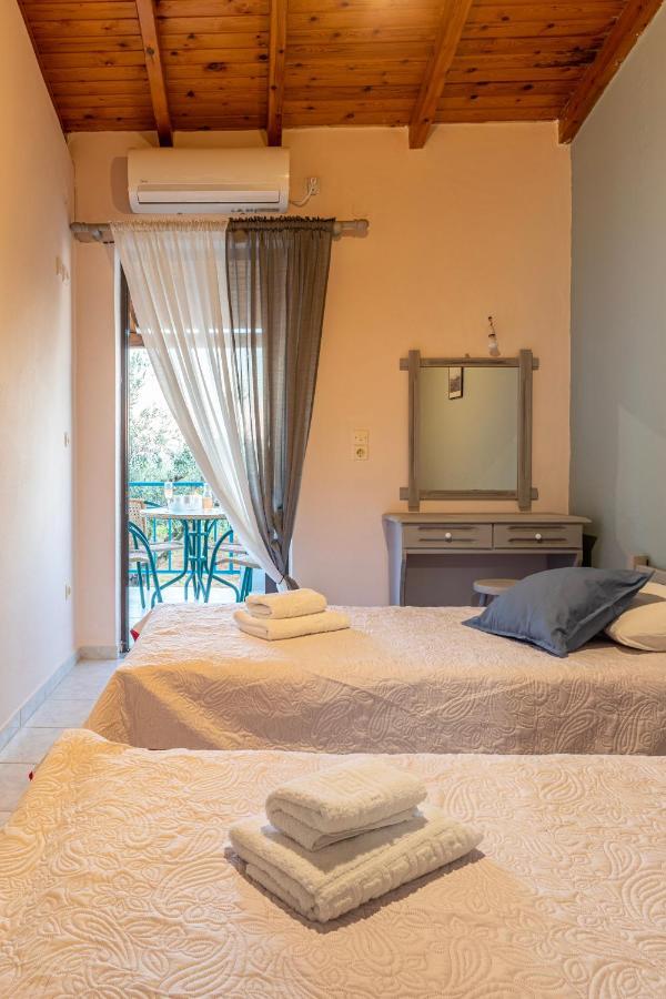 Vasilítsion Secret Summer Havens - Perfectly Secluded Getaways מראה חיצוני תמונה